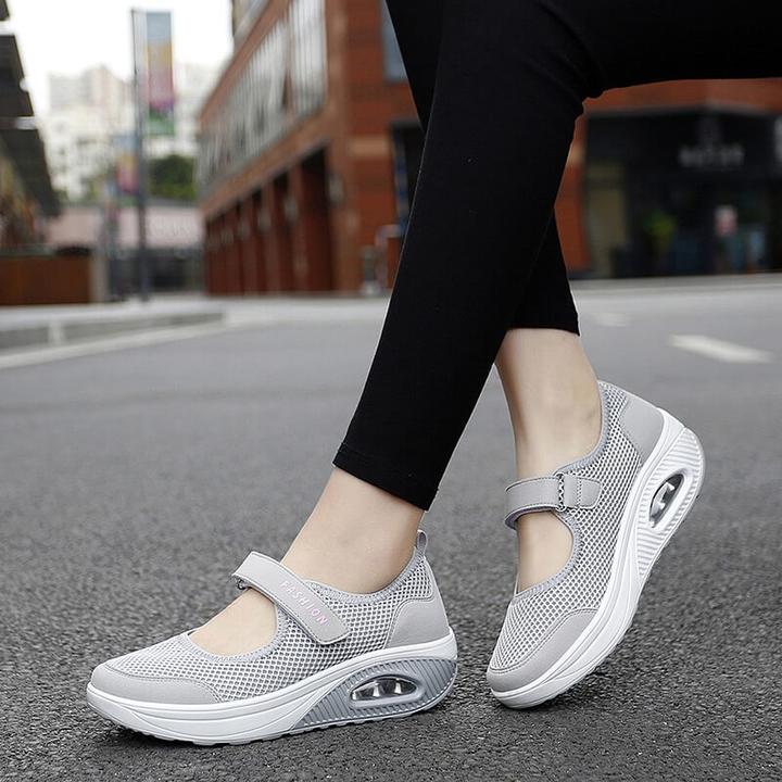 Emma | Women's Lightweight Mary Jane Walking Shoes